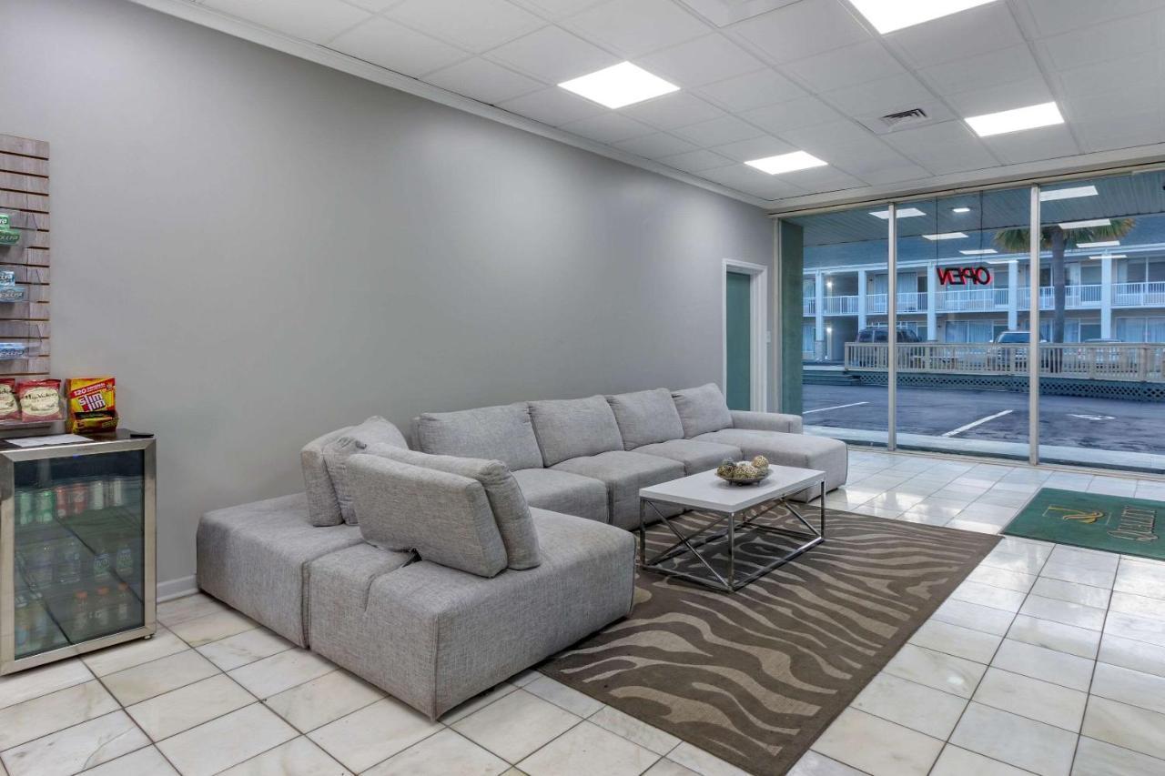 Quality Inn & Suites Pawleys Island Εξωτερικό φωτογραφία