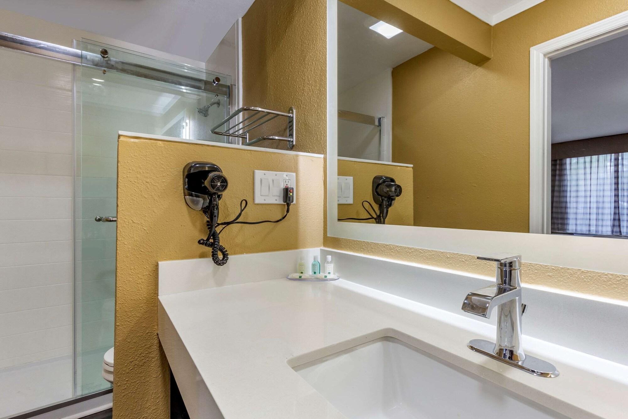 Quality Inn & Suites Pawleys Island Εξωτερικό φωτογραφία