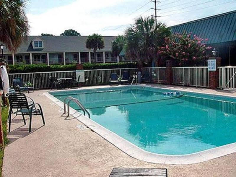 Quality Inn & Suites Pawleys Island Εξωτερικό φωτογραφία